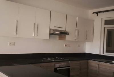 2 Bed Apartment with En Suite in Westlands Area - 2