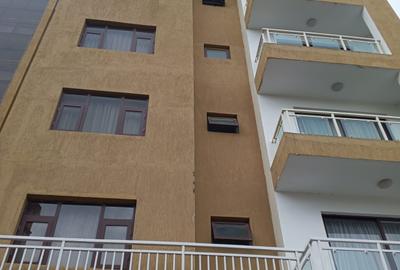 1 Bed Apartment with En Suite at Dennis Plit Road - 2