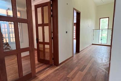 7 Bed Townhouse with En Suite in Lavington