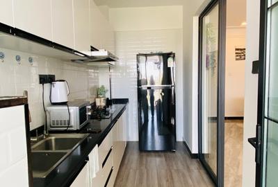 Furnished 2 Bed Apartment with En Suite at Wood Avenue - 4