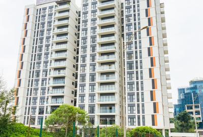 Serviced 1 Bed Apartment with En Suite at Riverbank Apartments