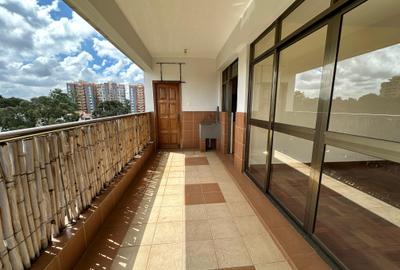 2 Bed Apartment with En Suite at Lavington