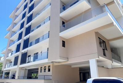 3 Bed Apartment with En Suite at Lavington