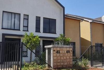 4 Bed House with En Suite in Syokimau