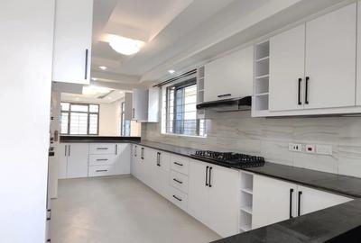4 Bed House with En Suite in Ruiru - 3