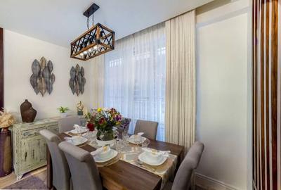 Serviced 4 Bed Apartment with En Suite in Parklands