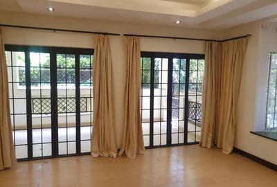 5 Bed Apartment with En Suite in Riverside - 4