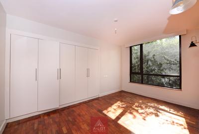 2 Bed Apartment with En Suite at Dennis Pritt - 2