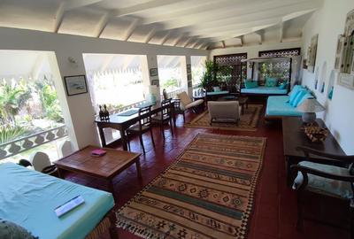 3 Bed House with En Suite in Malindi - 4
