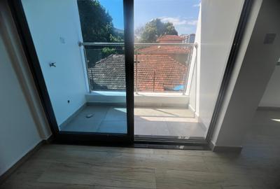 Studio Apartment with Gym in Kileleshwa - 3