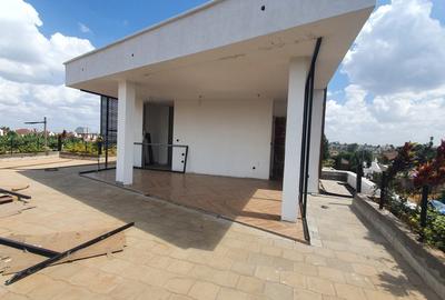 4 Bed Villa with En Suite in Runda - 4