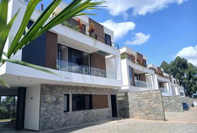 4 Bed Townhouse in Kiambu Road - 4