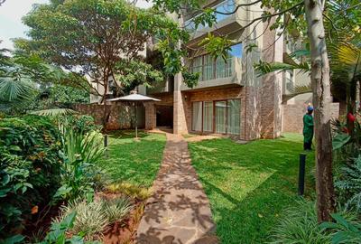 5 Bed Townhouse with En Suite at Lavington