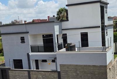 4 Bed House with En Suite at Eastern Bypass