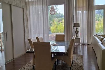 4 Bed Townhouse with En Suite in Spring Valley - 4