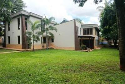 6 Bed House with En Suite at Mugumu Crescent