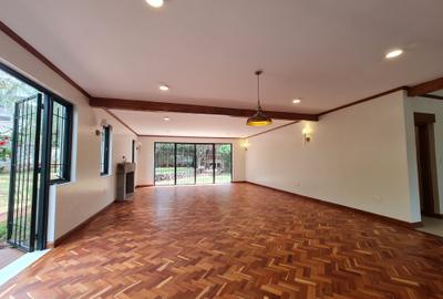 4 Bed House with En Suite at Lavington