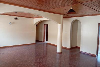 4 Bed Apartment with En Suite at Lavington - 3