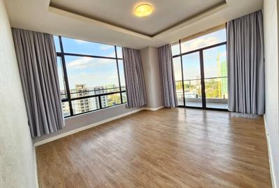 3 Bed Apartment with En Suite at Brookside Drive - 2