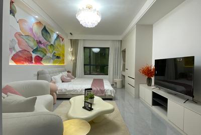 1 Bed Apartment with Swimming Pool at Wood Avenue - 4