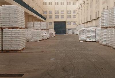 38,400 ft² Warehouse with Backup Generator in Industrial Area - 3