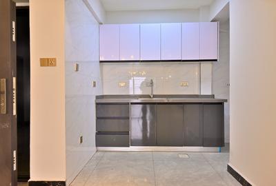 2 Bed Apartment with En Suite at Othaya Road - 3