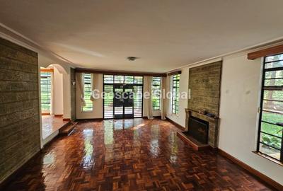 4 Bed House with En Suite in Nyari