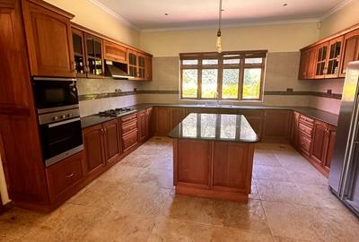 5 Bed House with Swimming Pool in Karen