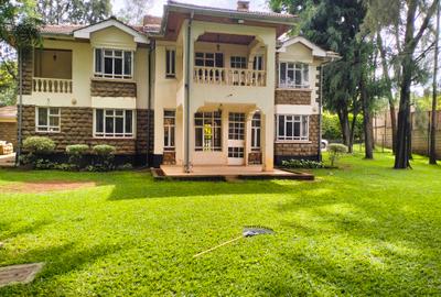 5 Bed Townhouse with En Suite in Lavington