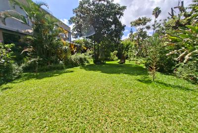 4 Bed Townhouse with En Suite at Off Glory Rd - 2