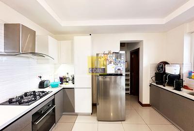 3 Bed Apartment in Parklands - 4
