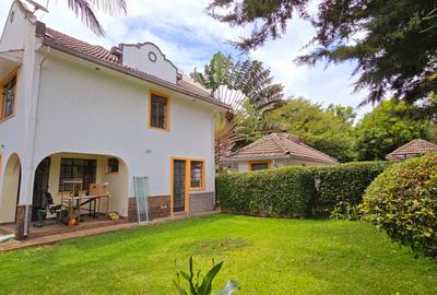 4 Bed Townhouse with En Suite at Lavington Mugumo Road 55