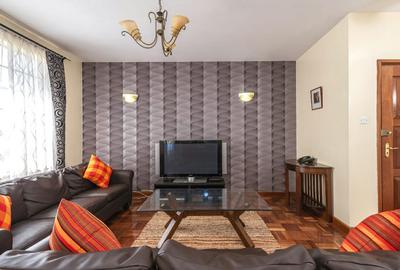 Serviced 2 Bed Apartment with En Suite at Rhapta Road