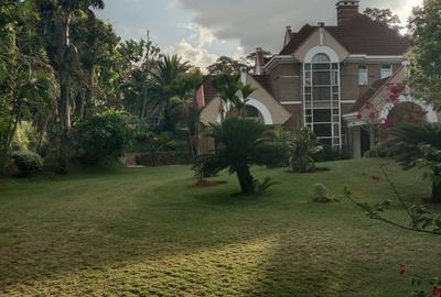 5 Bed House with En Suite in Muthaiga