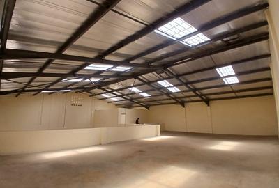 7,198 ft² Warehouse with Backup Generator in Ruaraka - 2
