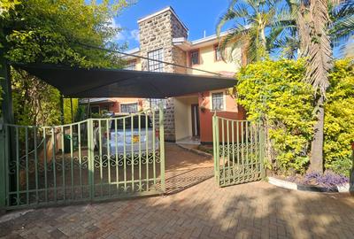 4 Bed Townhouse with En Suite in Kiambu Road - 2