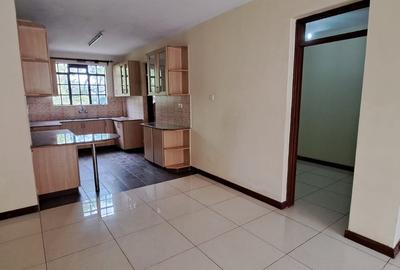 2 Bed Apartment with En Suite in Lavington