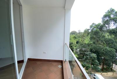 3 Bed Apartment with En Suite in Parklands