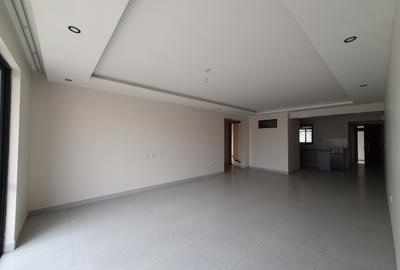 3 Bed Apartment with En Suite in Westlands Area - 2
