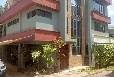 5 Bed Townhouse with Staff Quarters in Lavington