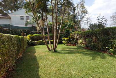 5 Bed Townhouse with En Suite at Lavington