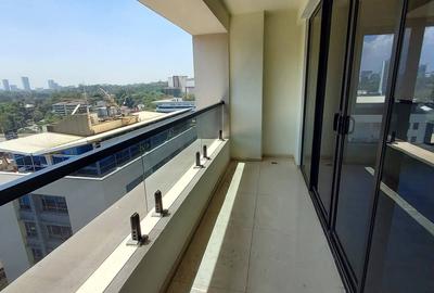 1 Bed Apartment with En Suite in Westlands Area - 4
