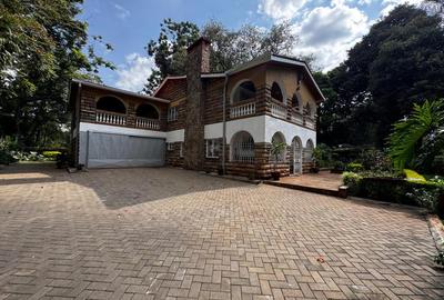 4 Bed House with En Suite at Rosslyn