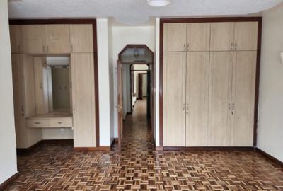 3 Bed Apartment with En Suite at Off Riverside Across From 14Riverside Facing Arboretum