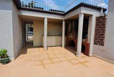 4 Bed Townhouse with En Suite at Spring Valley - 3