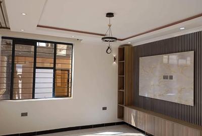 3 Bed House with En Suite in Thika Road