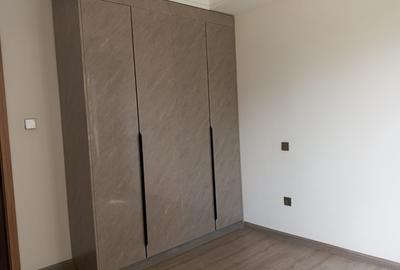 1 Bed Apartment with En Suite in Riverside - 3