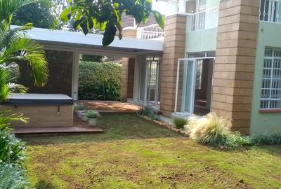 4 Bed Villa with Staff Quarters in Kitisuru