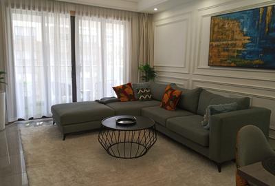 Serviced 1 Bed Apartment with En Suite in Riverside