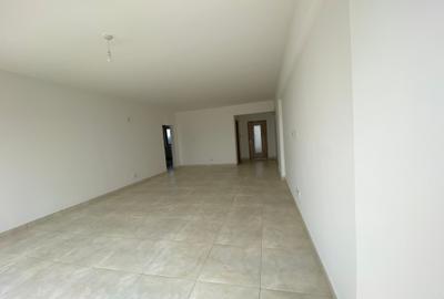 3 Bed Apartment with En Suite in Rhapta Road